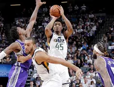 开云线上-犹他爵士迎社区盾关键赛,清晨队长鼓劲,底气十足,细节决定成败的简单介绍